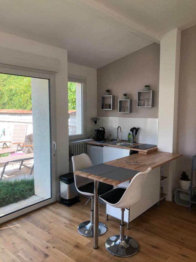 Studio Maisonnette Avec Jardin, Nancy Thermal, Artem 外观 照片
